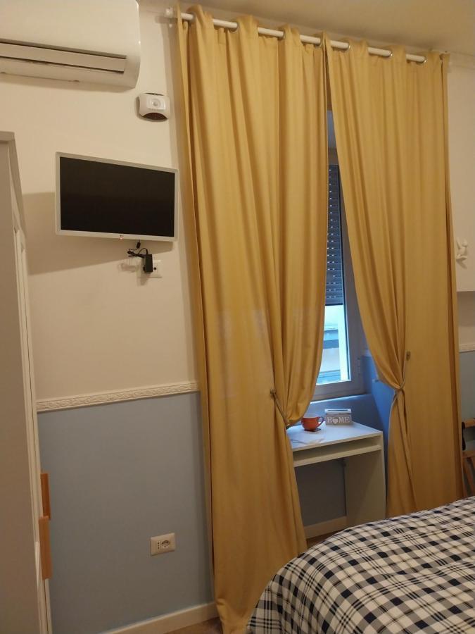Fra&fra's Nel Cuore Del Centro Storico Di Apartamento Nápoles
